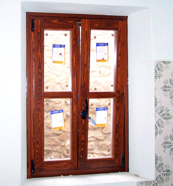 Climatac - Productos: Cerramientos de exterior > Ventanas oscilobatientes